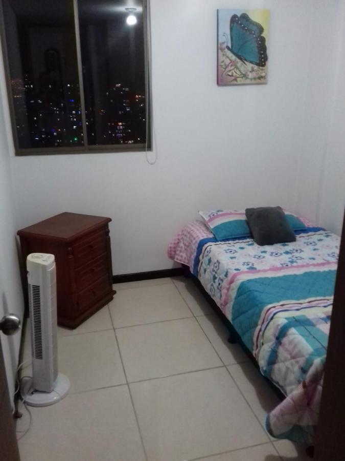 Апартаменты Hermoso Y Acogedor Apartamento En Belen Rodeo Alto Медельин Экстерьер фото