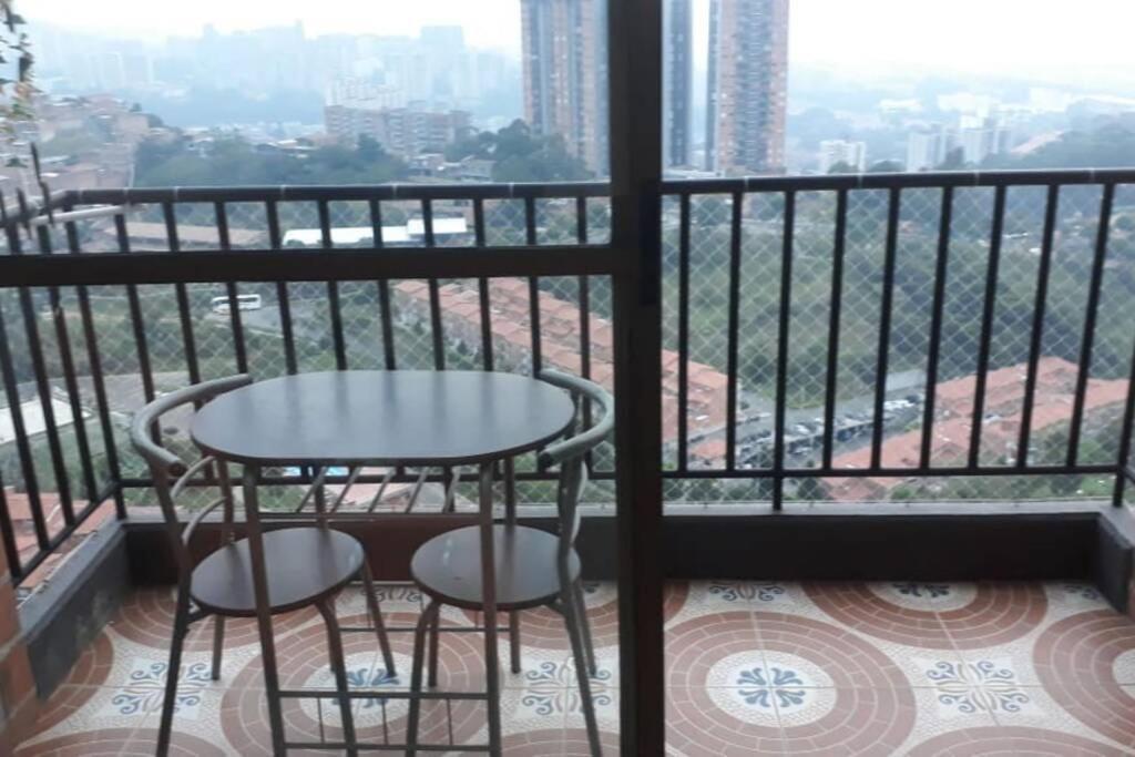 Апартаменты Hermoso Y Acogedor Apartamento En Belen Rodeo Alto Медельин Экстерьер фото